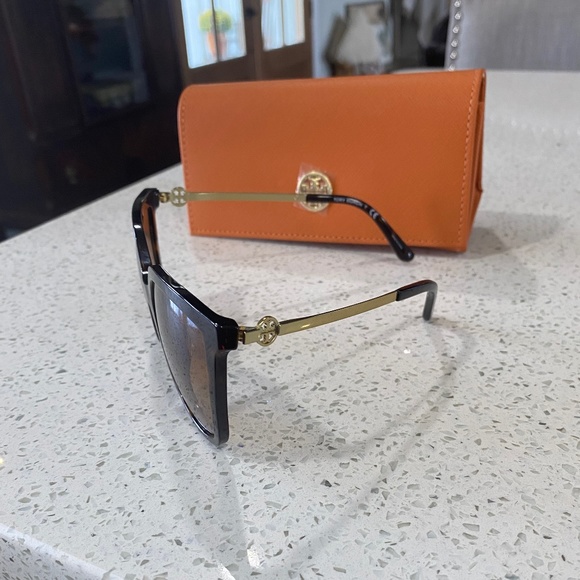 Tory Burch Miller sunglasses